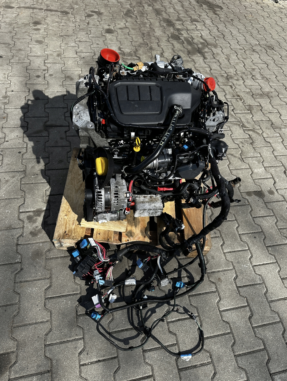 Renault 1.6DCTI BI-TURBO R9M452 R9M 452 Opel Fiat Nissan