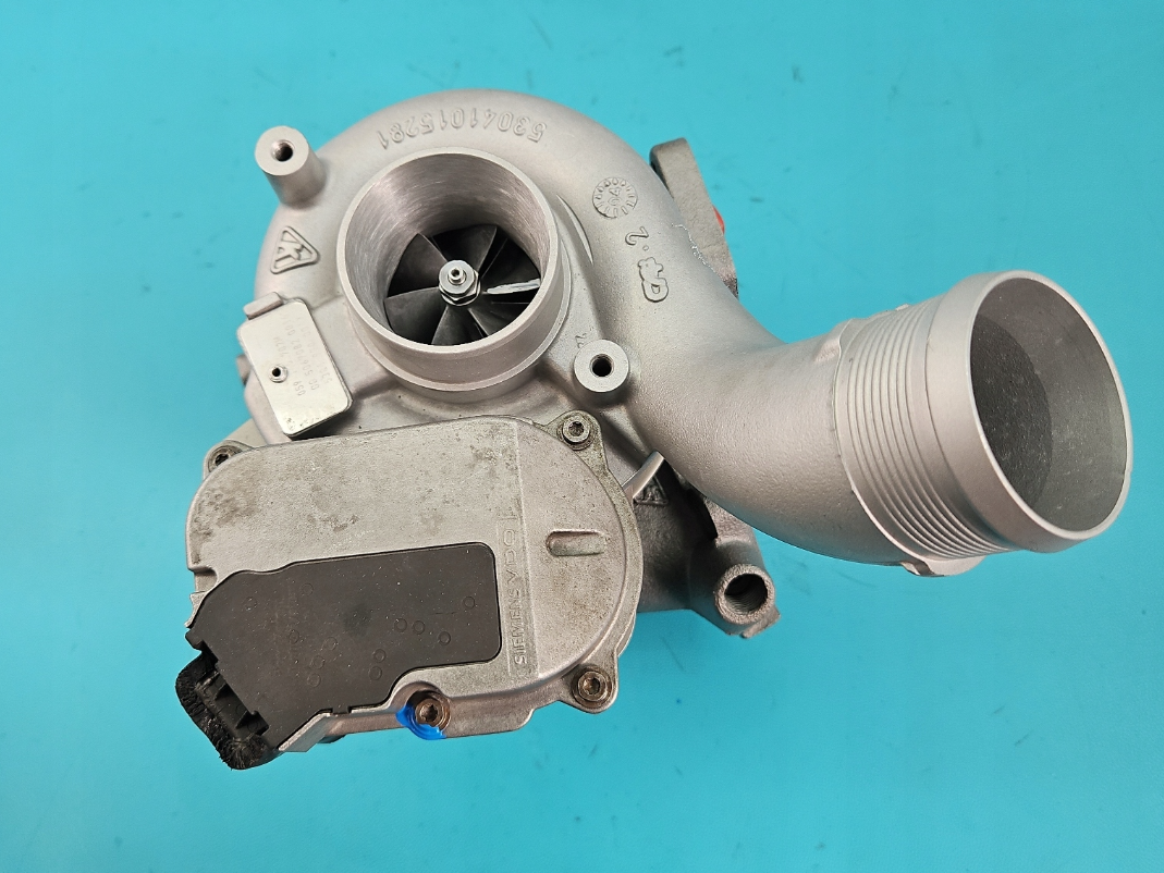 Überholter Turbolader AUDI A6 C6 53049700043 BV50-0043 3.0 TDI