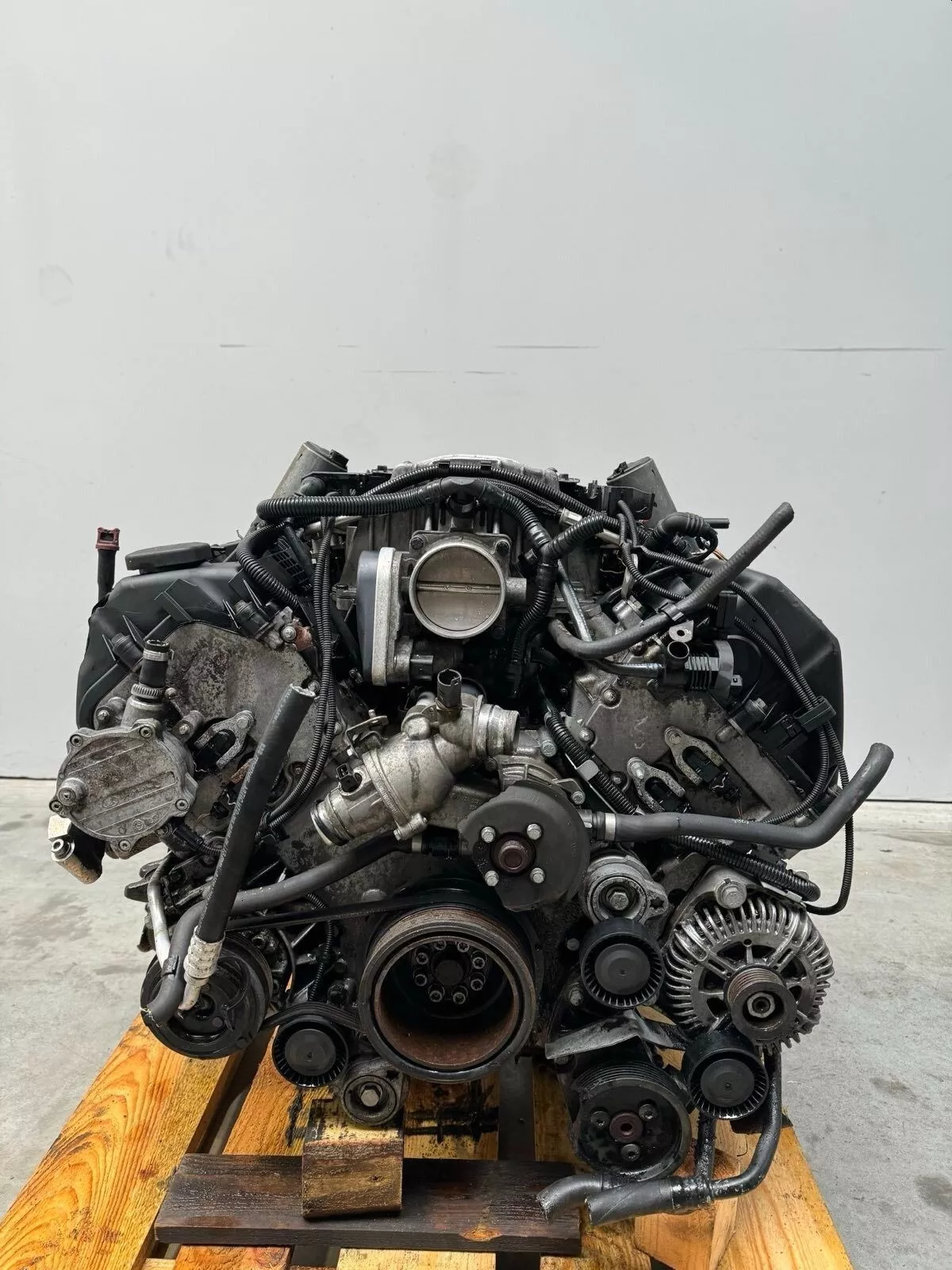 BMW 4.4i N62B44A BMW 7 E65 E66 X5 E53 5 E60