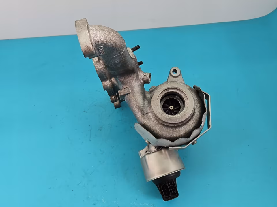 Überholter Turbolader SKODA RAPID 03L253056D 1.6 TDI