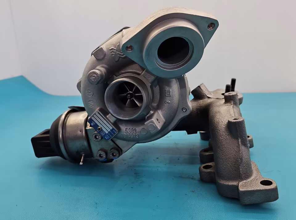 Überholter Turbolader SKODA YETI 03L253056 GV100 50179367