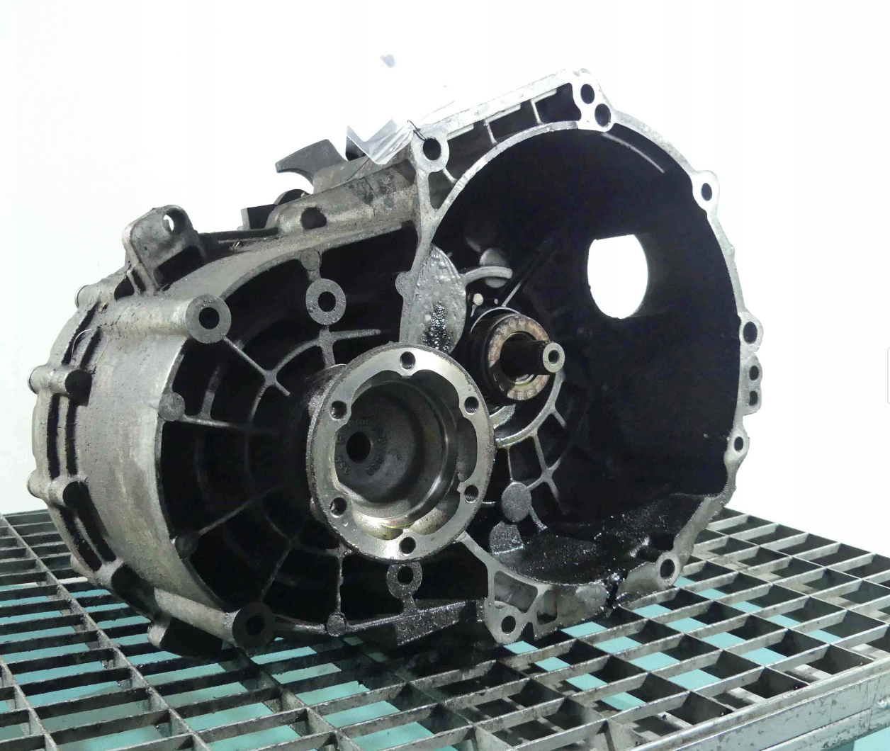 Getriebe LWR VW CADDY III 2.0 TDI