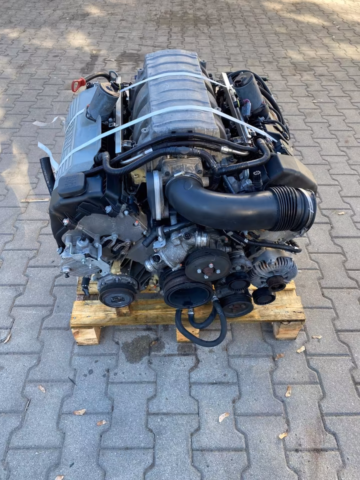 BMW 4.4i N62B44A BMW 7 E65 E66 X5 E53 5 E60