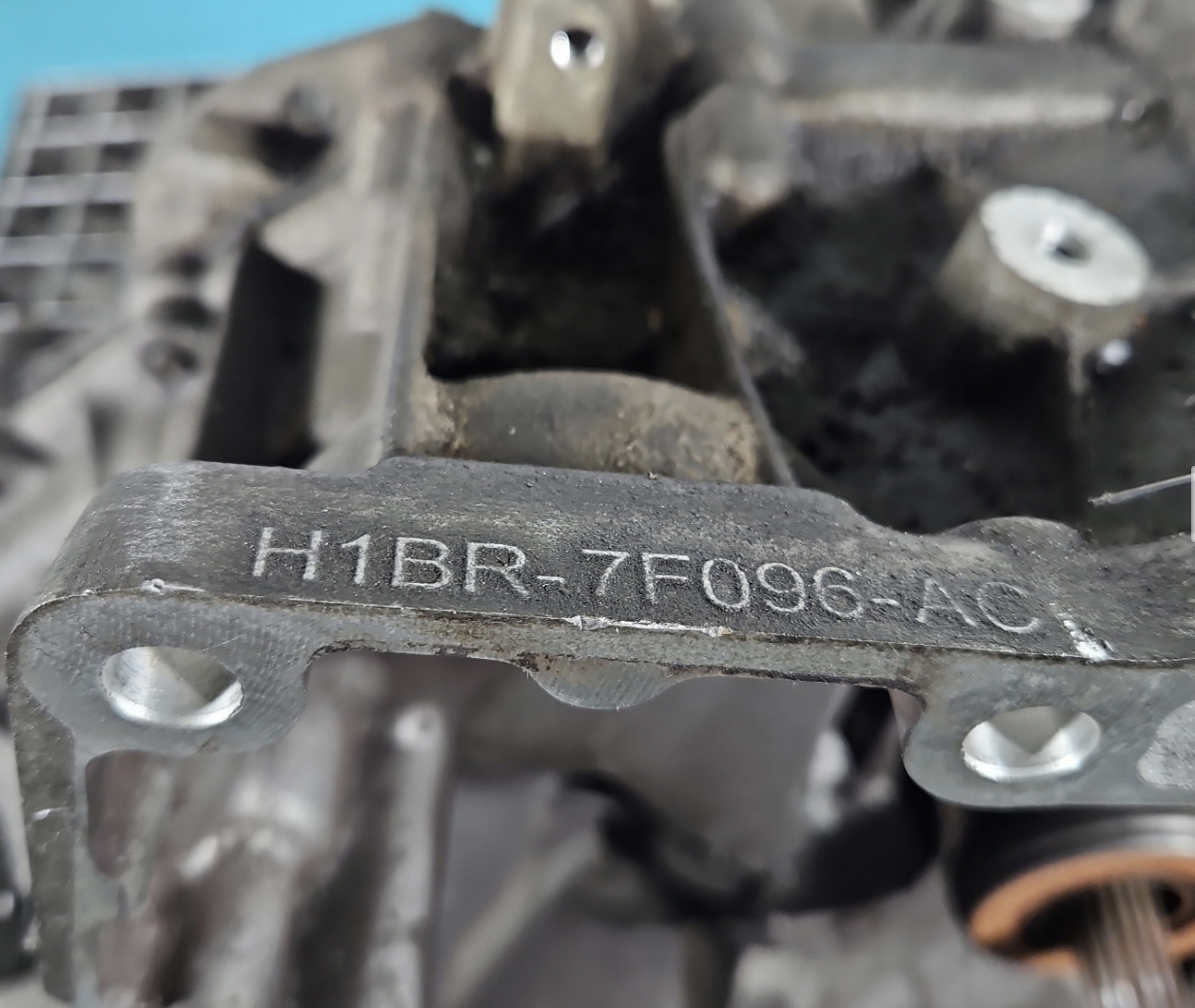 Getriebe H1BR7002CFJ FORD TRANSIT COURIER 1.5 TDCI