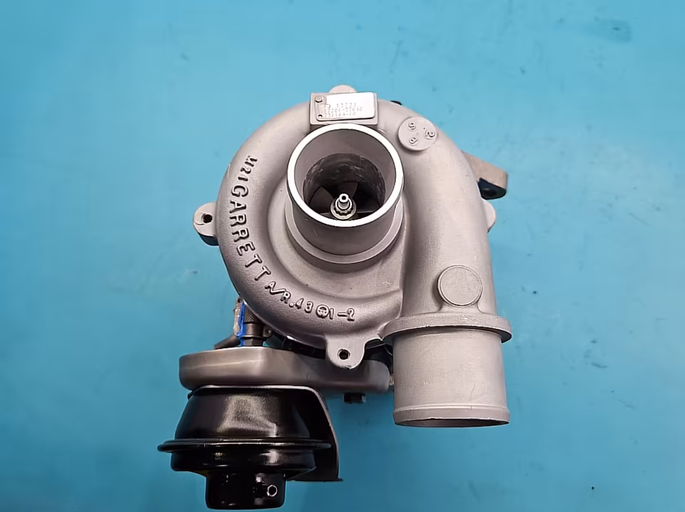 Überholter Turbolader TOYOTA RAV4 II 00- 17201-27040 2.0 D