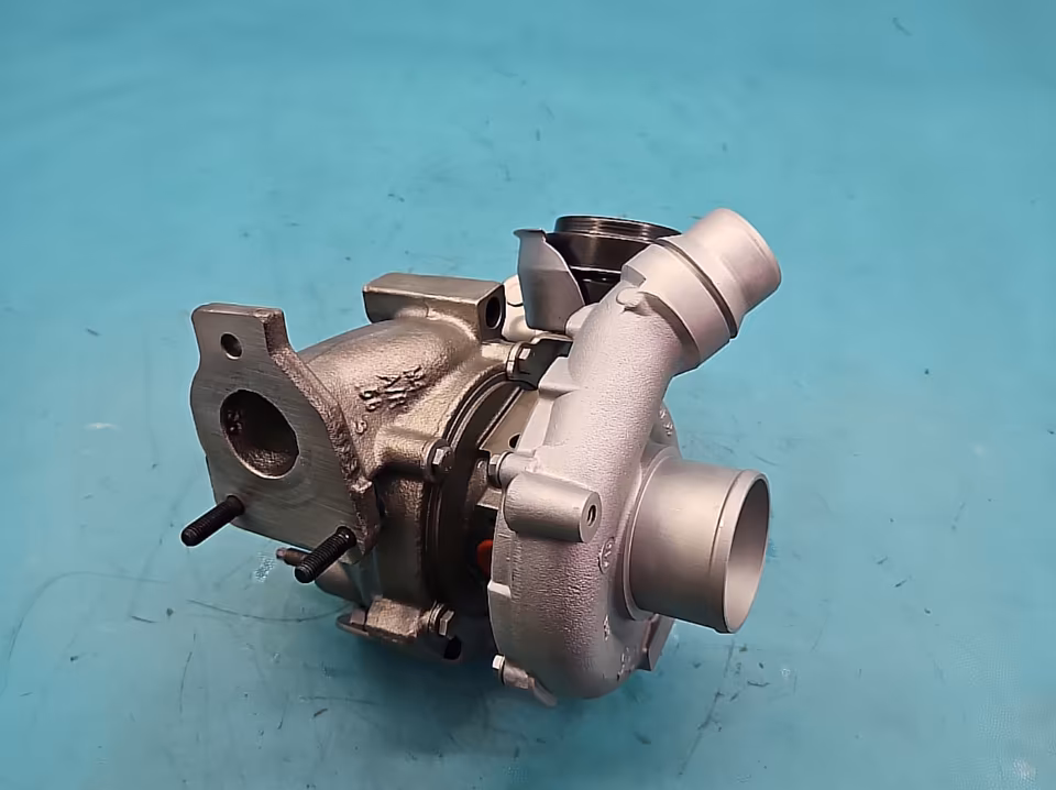 Überholter Turbolader NISSAN X-TRAIL II T31 8200638766 2.0