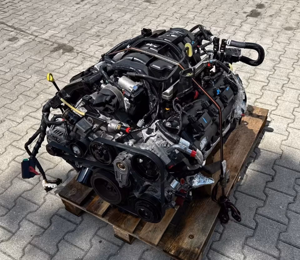 JEEP 6.4 SRT HEMI Jeep Dodge Chrysler