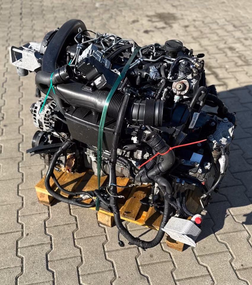 VOLVO 2.4 D4 D5244T12 V60 V70 XC60 XC70
