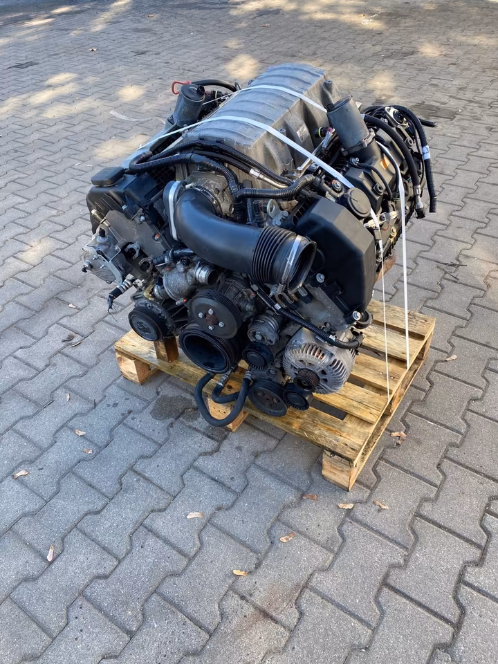 BMW 4.4i N62B44A BMW 7 E65 E66 X5 E53 5 E60