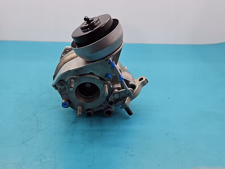 Überholter Turbolader TOYOTA AVENSIS II T25 17201-0R041