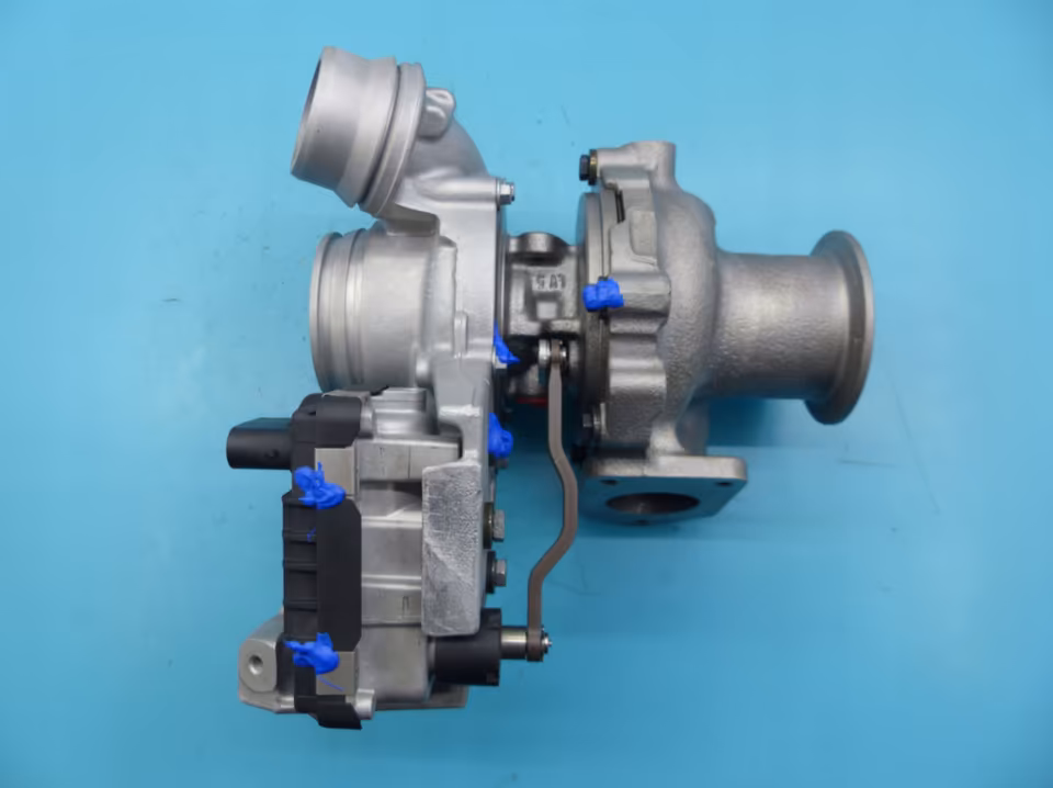 Überholter Turbolader BMW E87 767378-9 7810189C 7810189